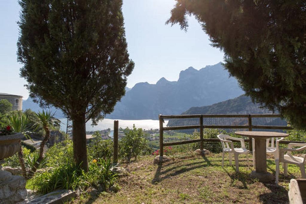 Garden Belvedere B&B Torbole Sul Garda Εξωτερικό φωτογραφία