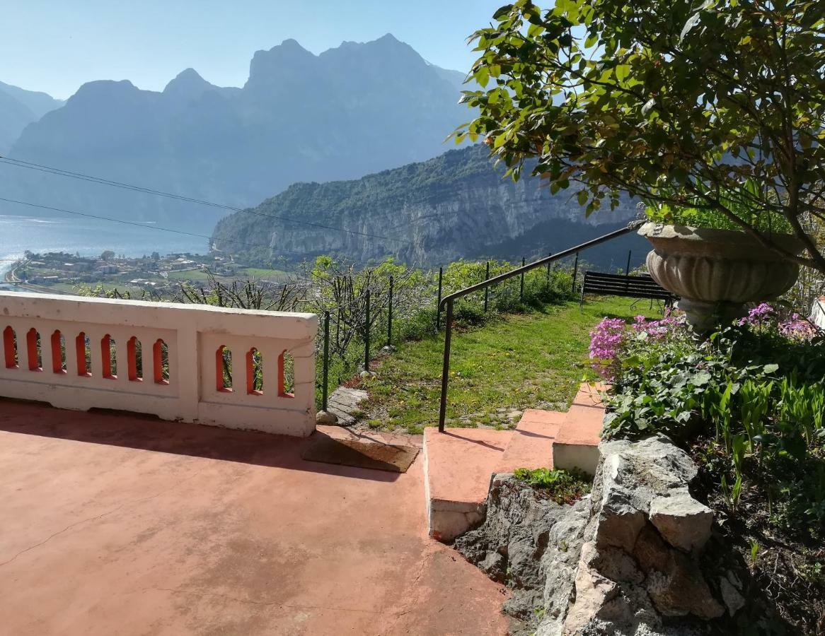 Garden Belvedere B&B Torbole Sul Garda Εξωτερικό φωτογραφία